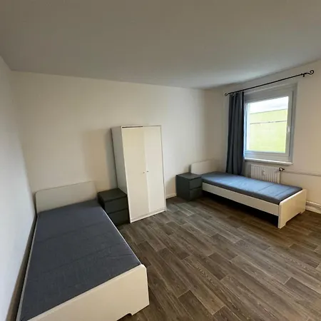 아파트 Monteursunterkunft Fuer 7 Personen *