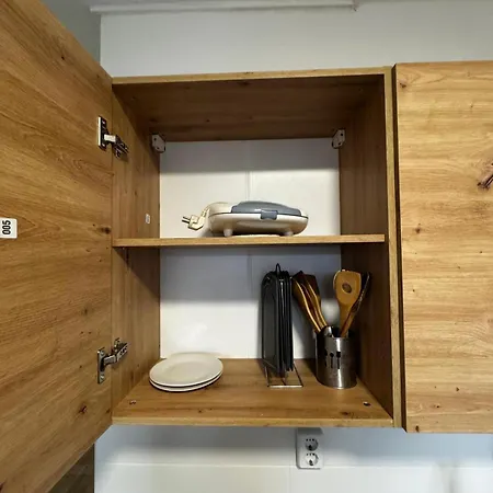 Monteursunterkunft Fuer 7 Personen Apartment