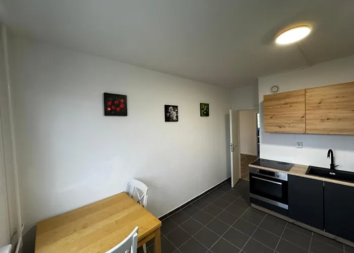 Apartament Monteursunterkunft Fuer 7 Personen *