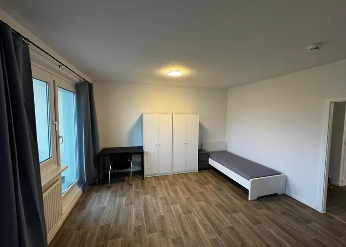 Monteursunterkunft Fuer 7 Personen Apartament *